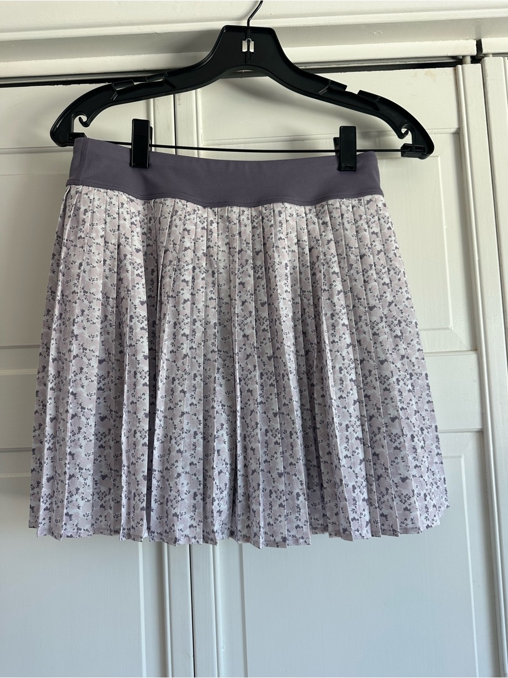 Bad Birdie Double Down Skort Sm Lavender print
